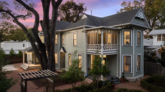 Photo - 4104 Avenue F