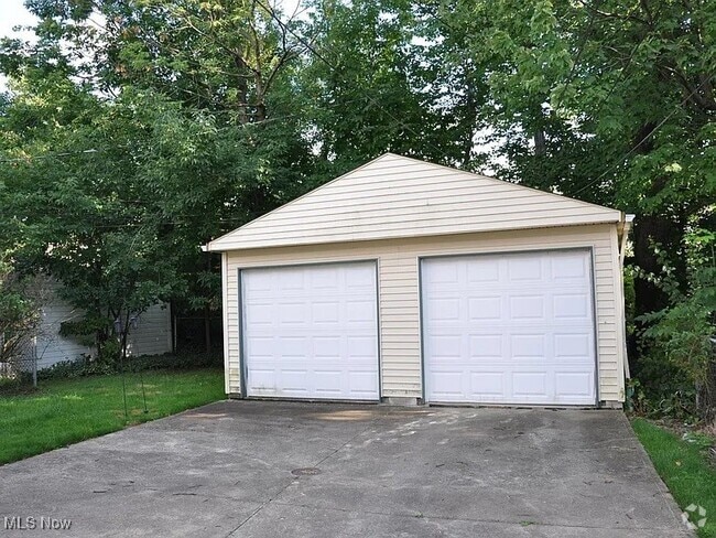 Building Photo - 4302 Silsby Rd Rental
