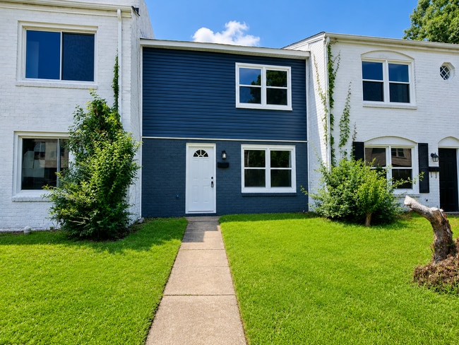 Building Photo - 4021 Sloop Trail