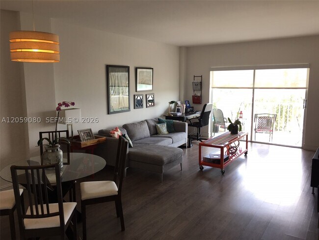 Photo - 1455 N Treasure Dr Unit 6L