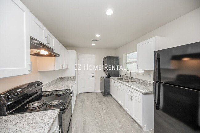 Photo - 5042 Mallow St Unit A