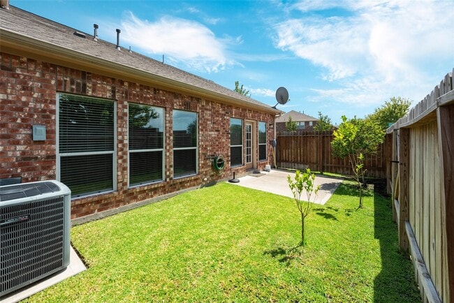 Photo - 11003 Paterno Dr