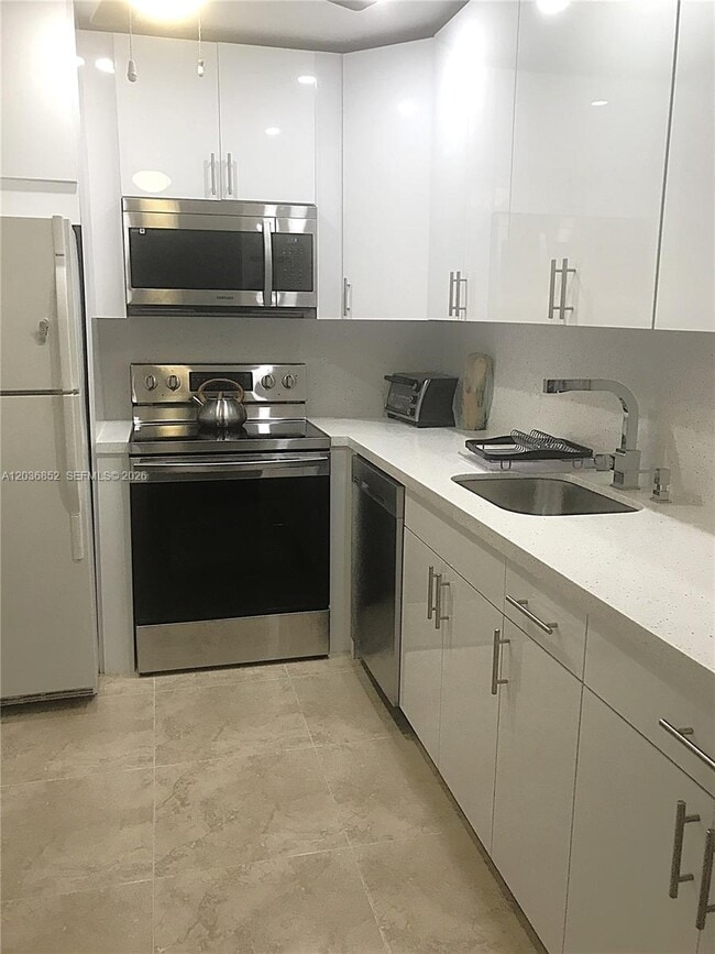 Photo - 250 181 Dr Unit 108