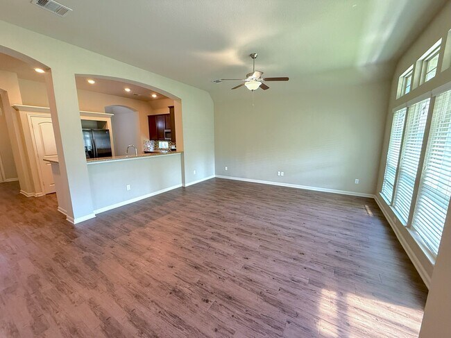 Photo - 117 Green Haven Dr