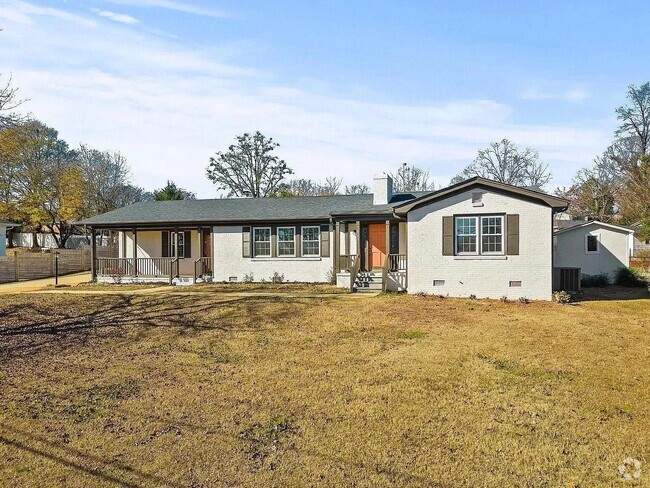 Building Photo - 305 Hillside Dr Rental