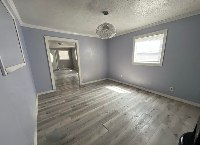 Photo - 6981 Cutter St