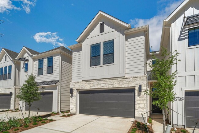 Beautiful New Construction Townhome with G... - Beautiful New Construction Townhome with G...