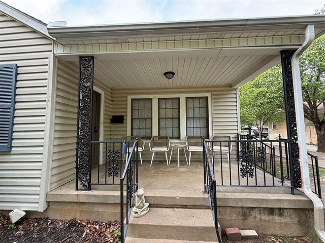 Photo - 2517 Honeysuckle Ave