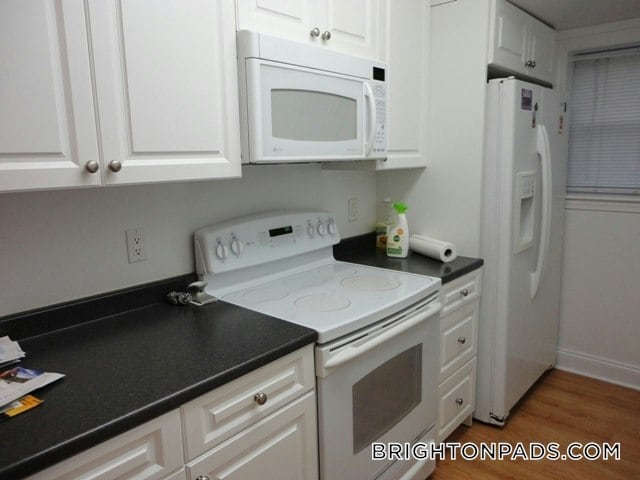 140 Newton St Unit 5