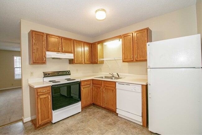 Photo - 117 Hickory Trace Rd