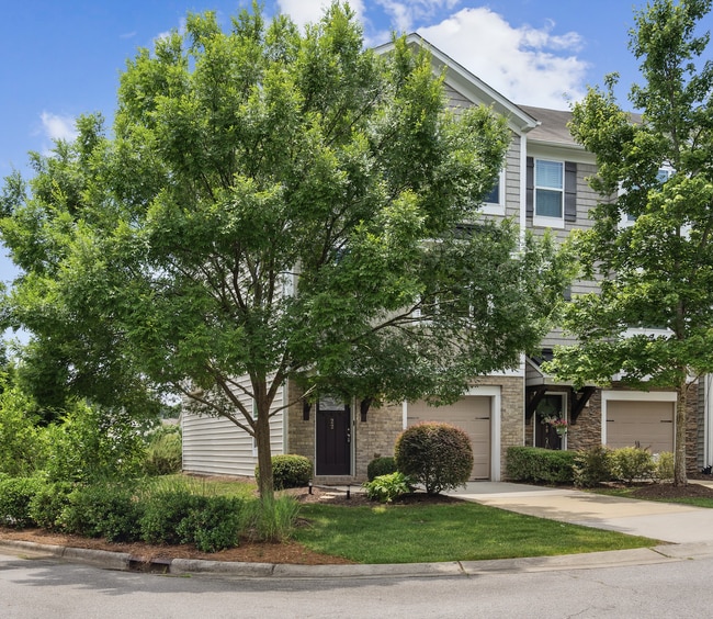Photo - Spacious 3-Bedroom/3.5 Bathroom End-Unit T...