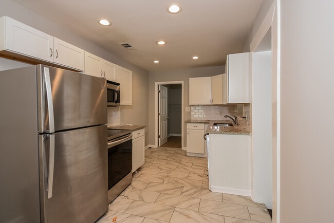 Photo - Fantastic 4bd/2ba home! Coming soon!