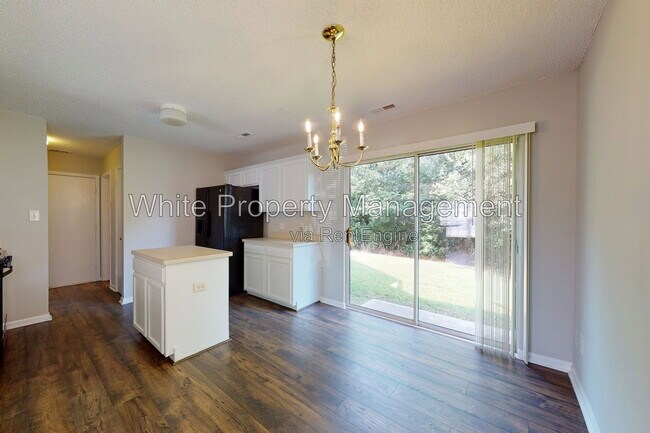 Photo - 2024 Pimpernel Rd