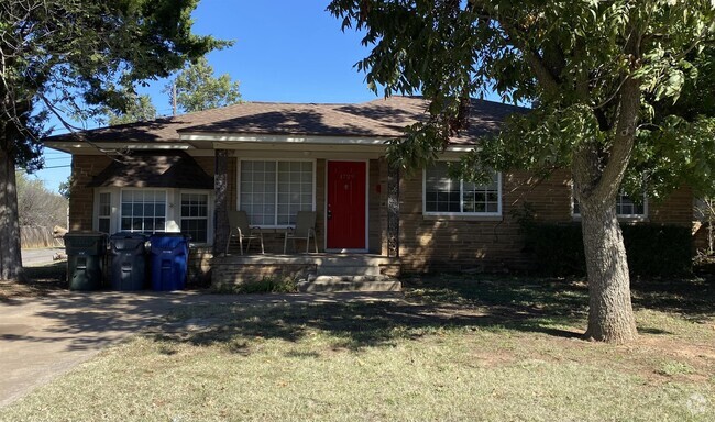 Building Photo - 1729 Sheffield Rd Rental