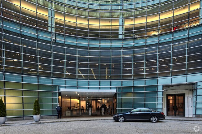 Photo - One Beacon Court