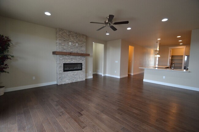 Photo - 3 Bedroom Ranch with Finished Basement Available Now!