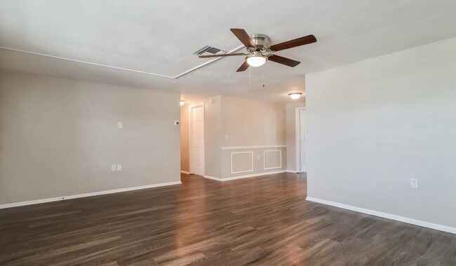 Photo - 5321 Sparrow Dr