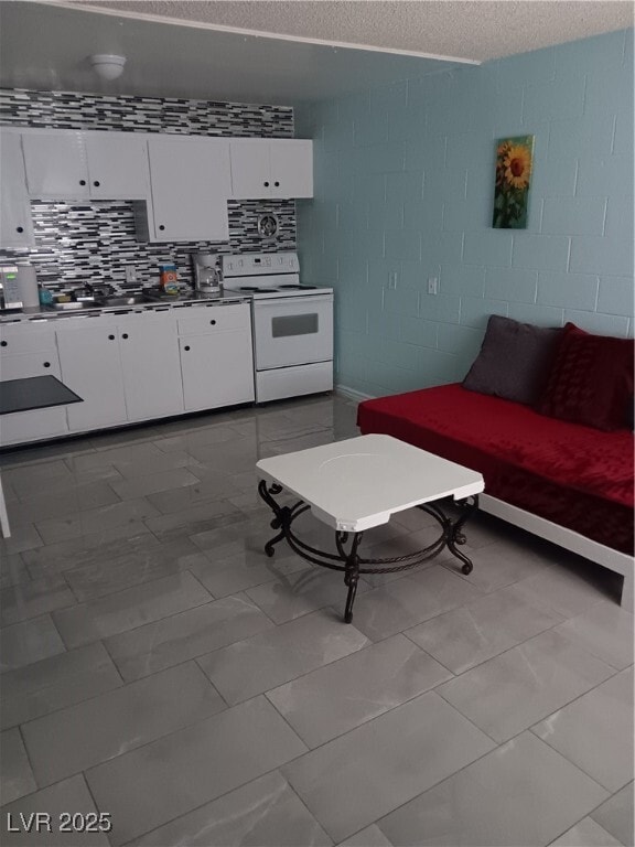 Photo - 3726 Hazelwood St Unit 2