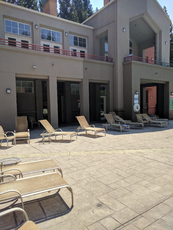 Photo - 320 Caldecott Ln