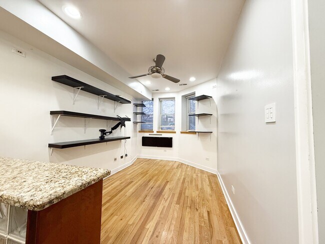 Photo - 3918 N Kedvale Ave Unit GN