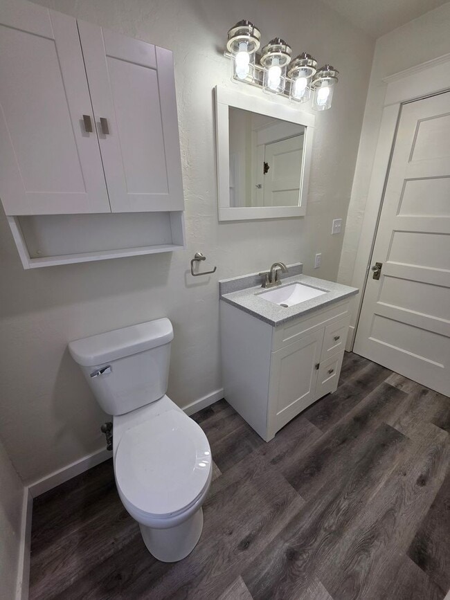 Photo - 1350 Winnebago Ave