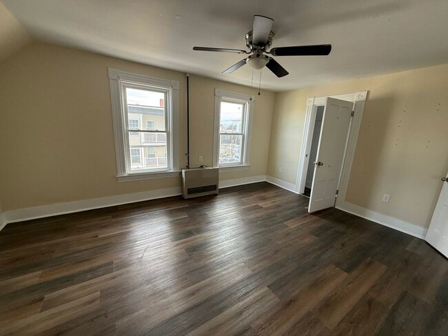 Photo - 187 Kelley St