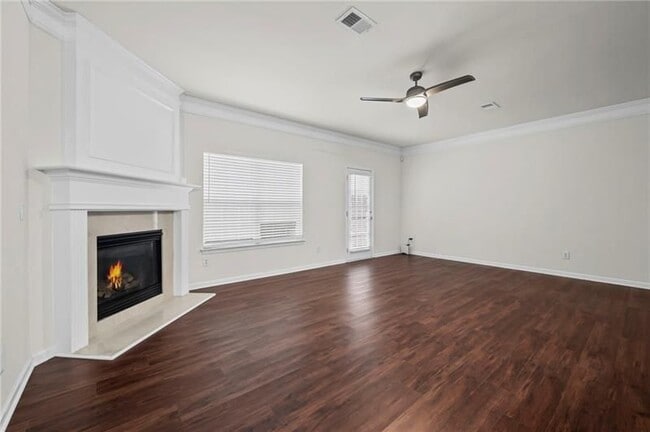 Photo - 5662 Lawley Rd