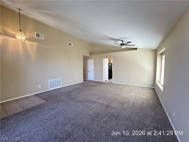 Photo - 194 Kachina Dr