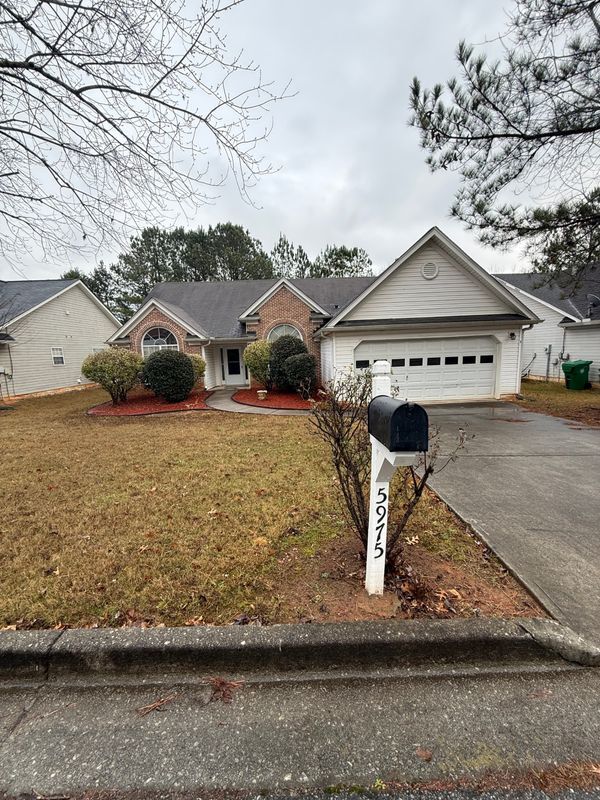 Photo - 5975 Hillvale Trail