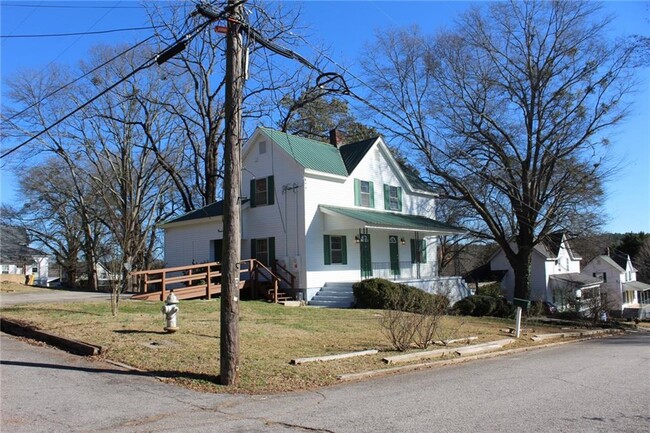 Photo - 11 Liberty St