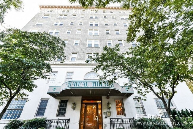 Building Photo - 1920 S St NW Unit 702