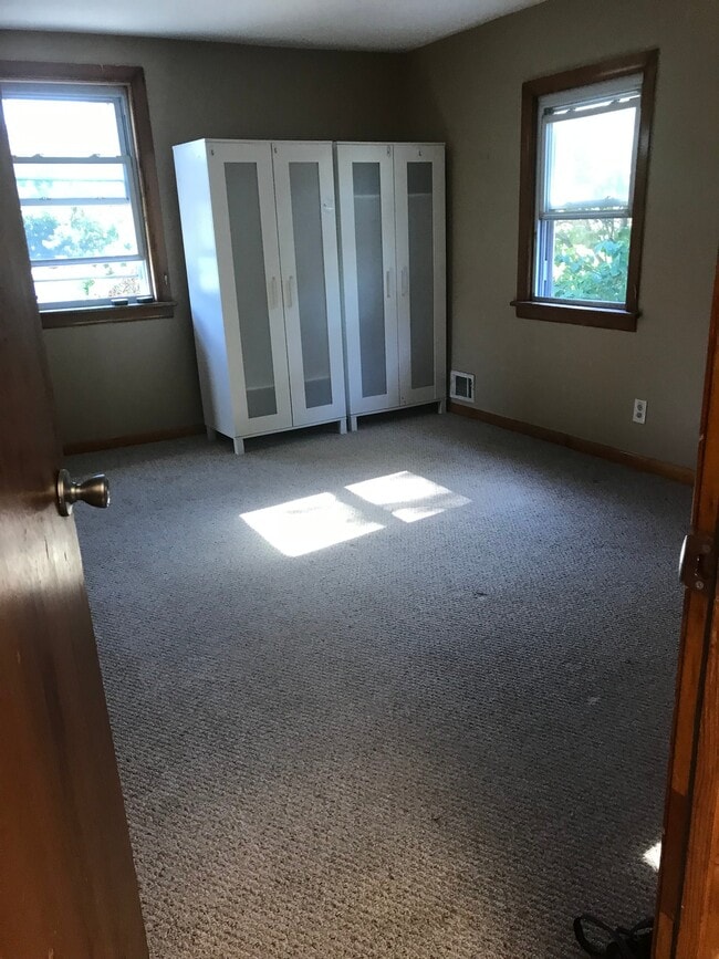 Photo - 202 N Clinton Ave Unit ground floor