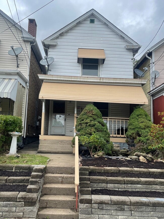 Photo - 711 Waddell Ave House