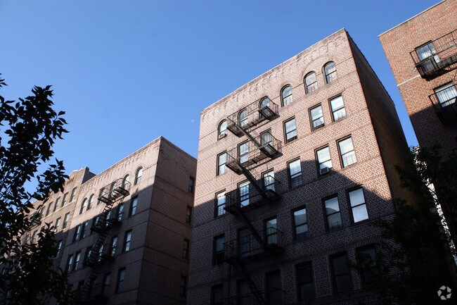 Photo - 1775-1785 Davidson Ave