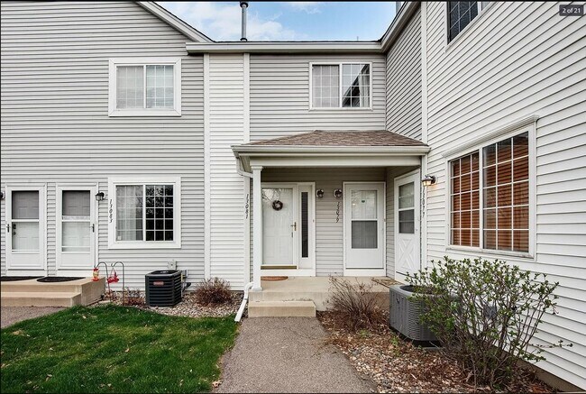 Photo - 13081 Crimson Clover Ln