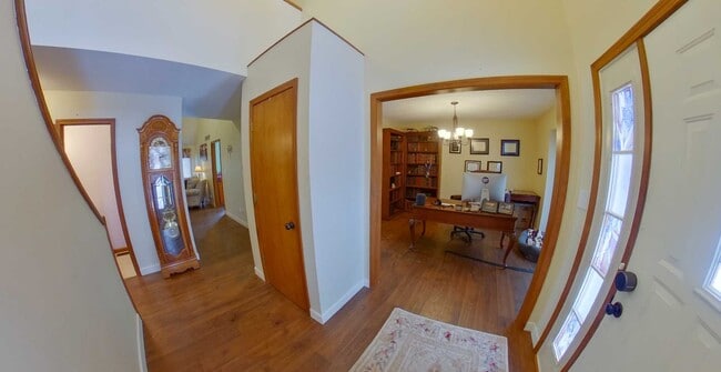 Photo - 3D Tour Available - West Side Manhattan Home + 2-Car Garage  + Washer & Dryer! Available August 1...