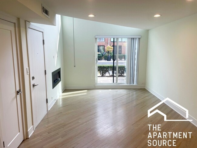 Photo - 954 W Grace St Unit E201