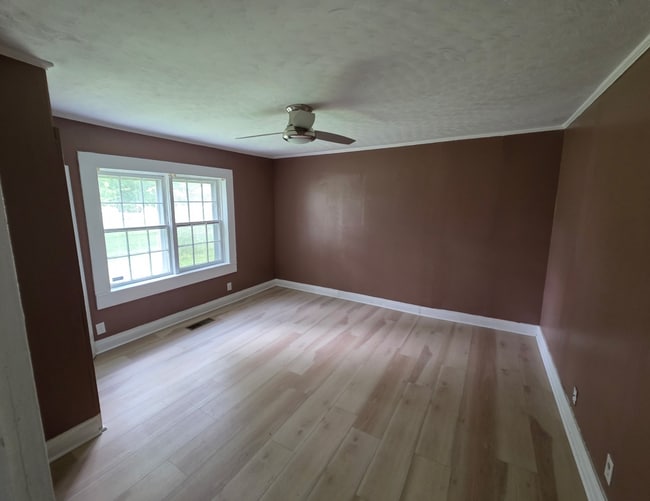 2 Bedroom 1 Bathroom House - Sheffield AL - 2 Bedroom 1 Bathroom House - Sheffield AL