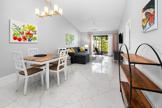 Photo - 3068 S Oakland Forest Dr