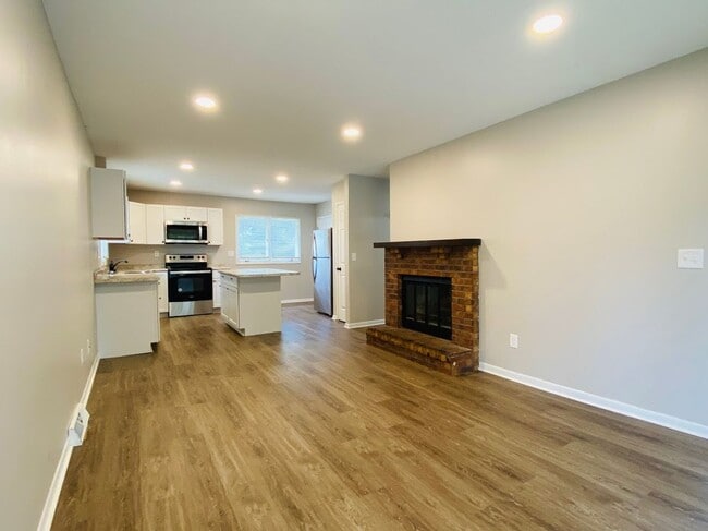 Photo - NEWLY REMODELED RANCH!! - 3 Bedroom, 1 Bath Home in Ankeny