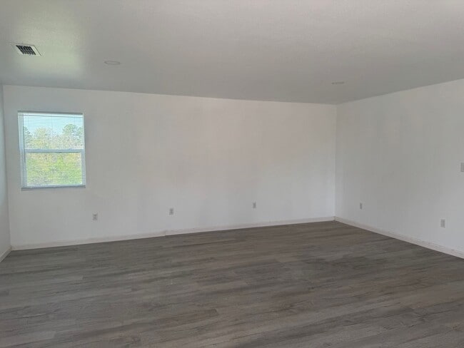 Photo - 3/2 Gladewater