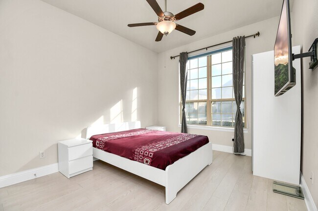 Photo - 16906 Dalgety Ct