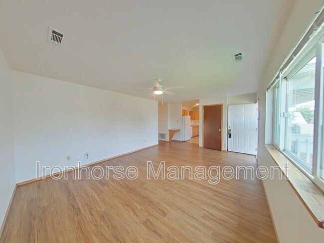 8 Michael Grove Ave Unit 14 Michael Grove