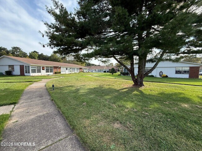Photo - 1178B Clydebank Ct