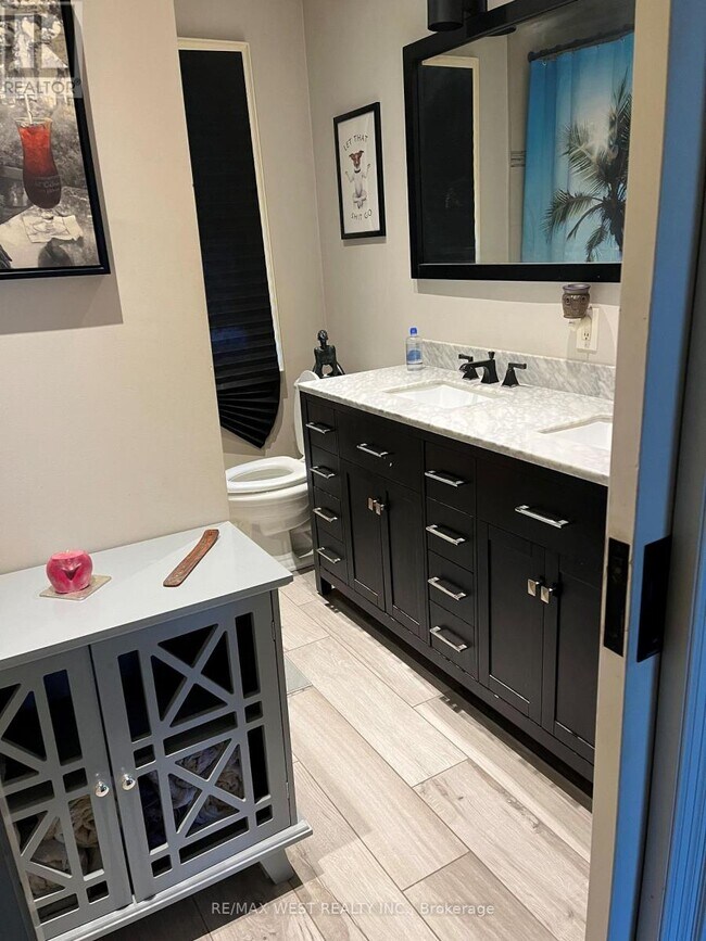 Photo - 56 Stephen Dr