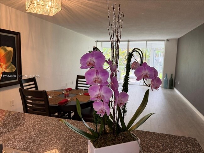 Photo - 1351 NE 191st St Unidad E119