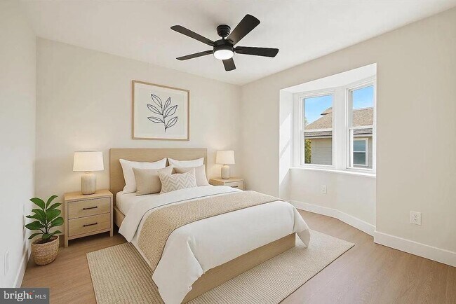 Photo - 75 High St Unit 1