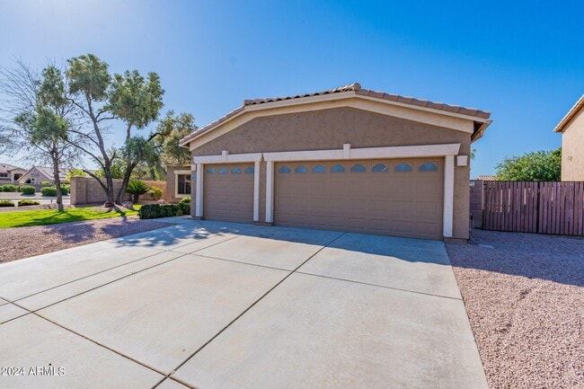 Photo - 1245 E San Carlos Way