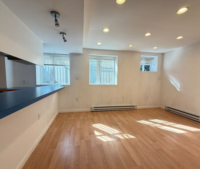 Photo - 43 May St Unit G3