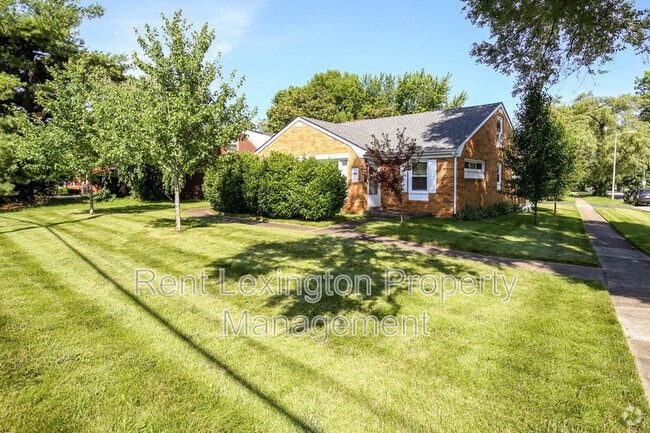 Building Photo - 1771 Harrodsburg Rd Rental